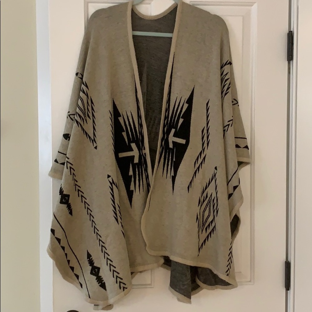 Aztec patterned shawl